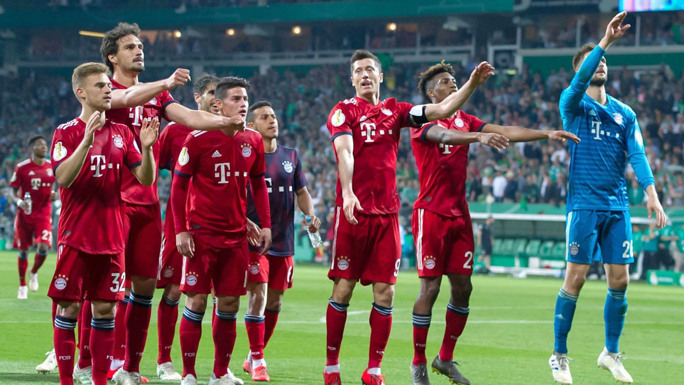 Fcb Bejubelt Nach Brandheissem Duell Den 23 Finaleinzug