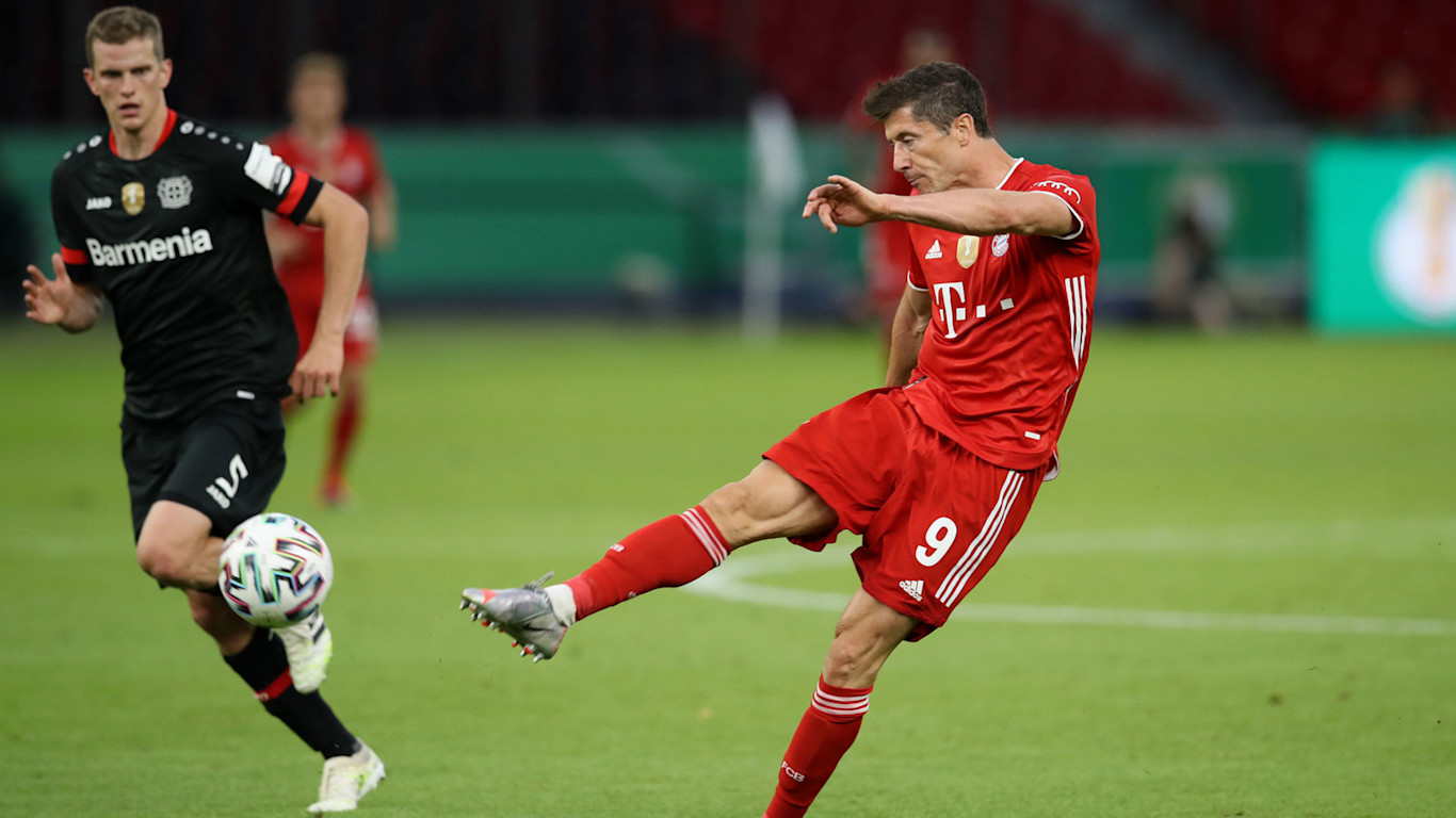 Https Img Fcbayern Com Image Upload T Cms 16x9 F Auto W 1366 H 768 C Fill Cms Public Images Fcbayern Com Homepage Saison 20 21 Galerien Robert Lewandowski Lewandoski Wahl 03 Jpg