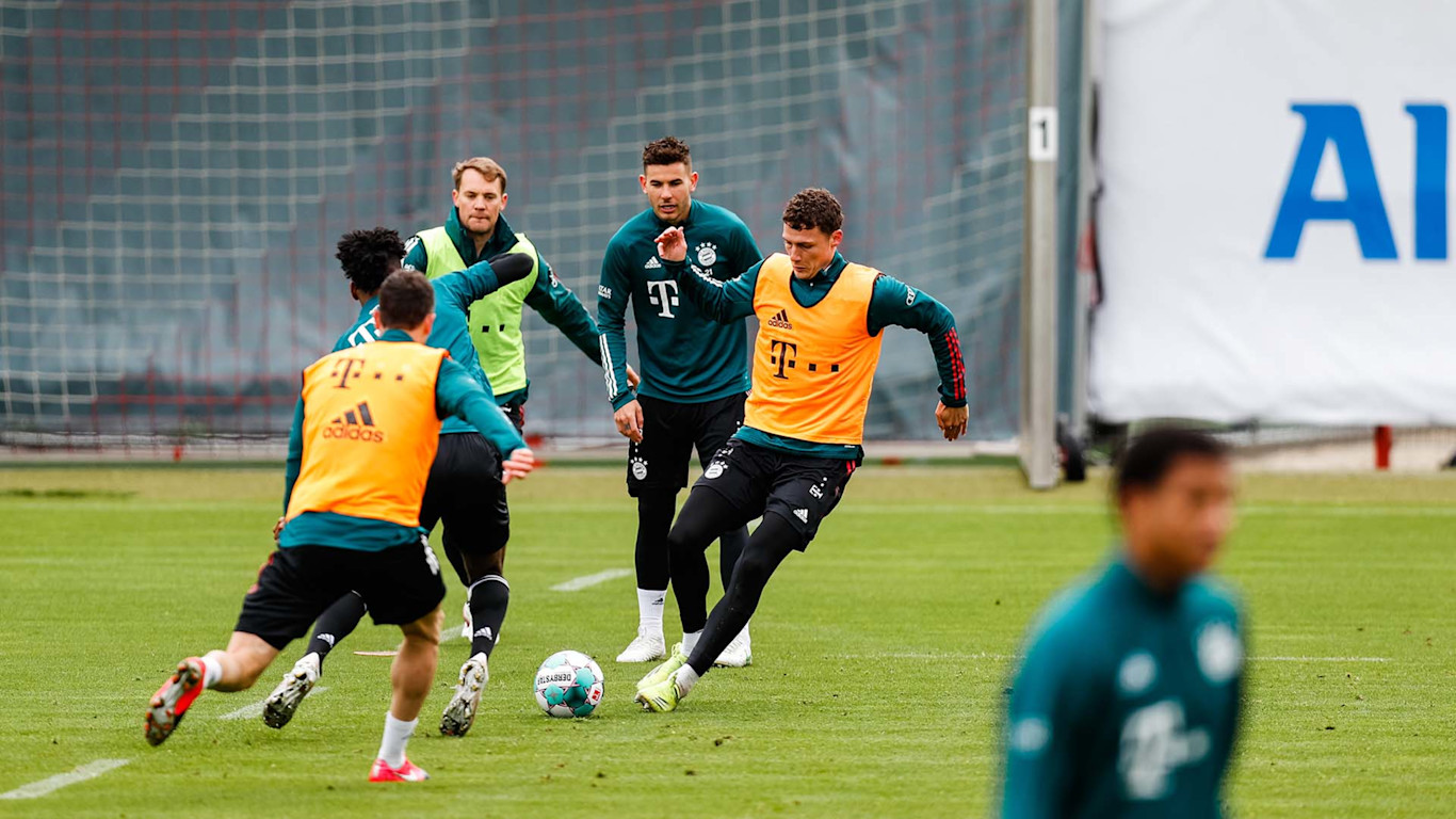 脇目も降らずグラードバッハ戦で優勝確定を目指すfcb Fc Bayern Munich 脇目も降らずグラードバッハ戦で優勝確定を目指すfcb Fc Bayern Munich