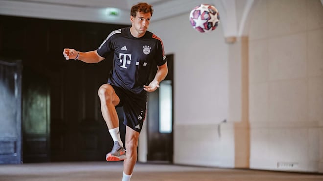 Galería: Fútbol-Tenis para mantener la tensión competitiva