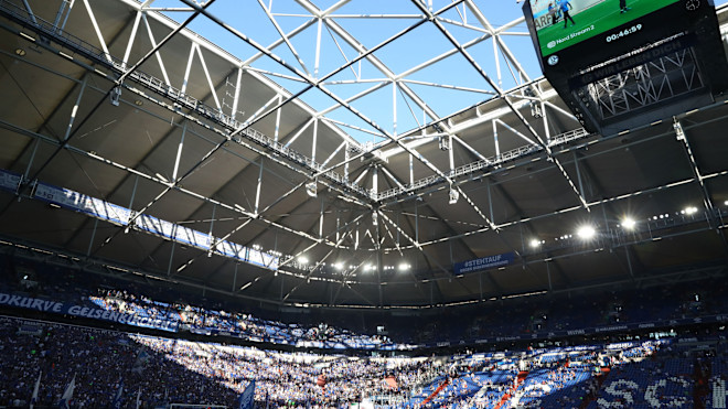 Schalke V Bayern The Action From The Veltins Arena In Pictures