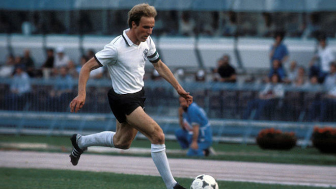 ルンメニゲがサッカー殿堂入り Fc Bayern Munich