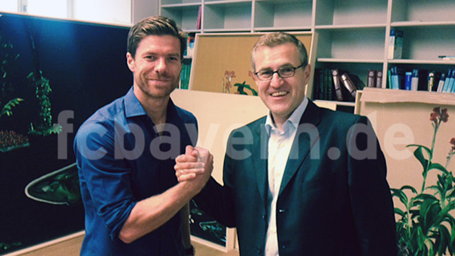 シャビ アロンソ バイエルンへ移籍 Fc Bayern Munich