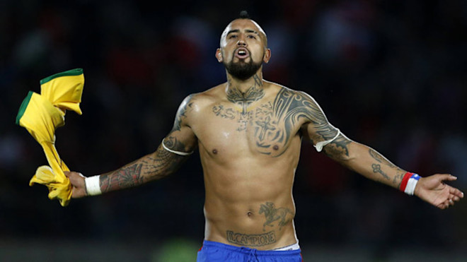 ビダルがダグラス コスタを下す Fc Bayern Munich ビダルがダグラス コスタを下す Fc Bayern Munich