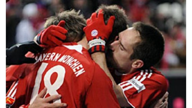 バイエルン コットブスにチャンスを与えず Fc Bayern Munich バイエルン コットブスにチャンスを与えず Fc Bayern Munich