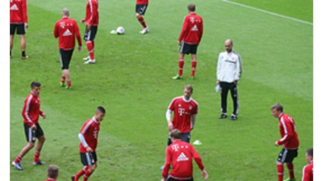 ランニングとパスと血中乳酸値テスト Fc Bayern Munich ランニングとパスと血中乳酸値テスト Fc Bayern Munich