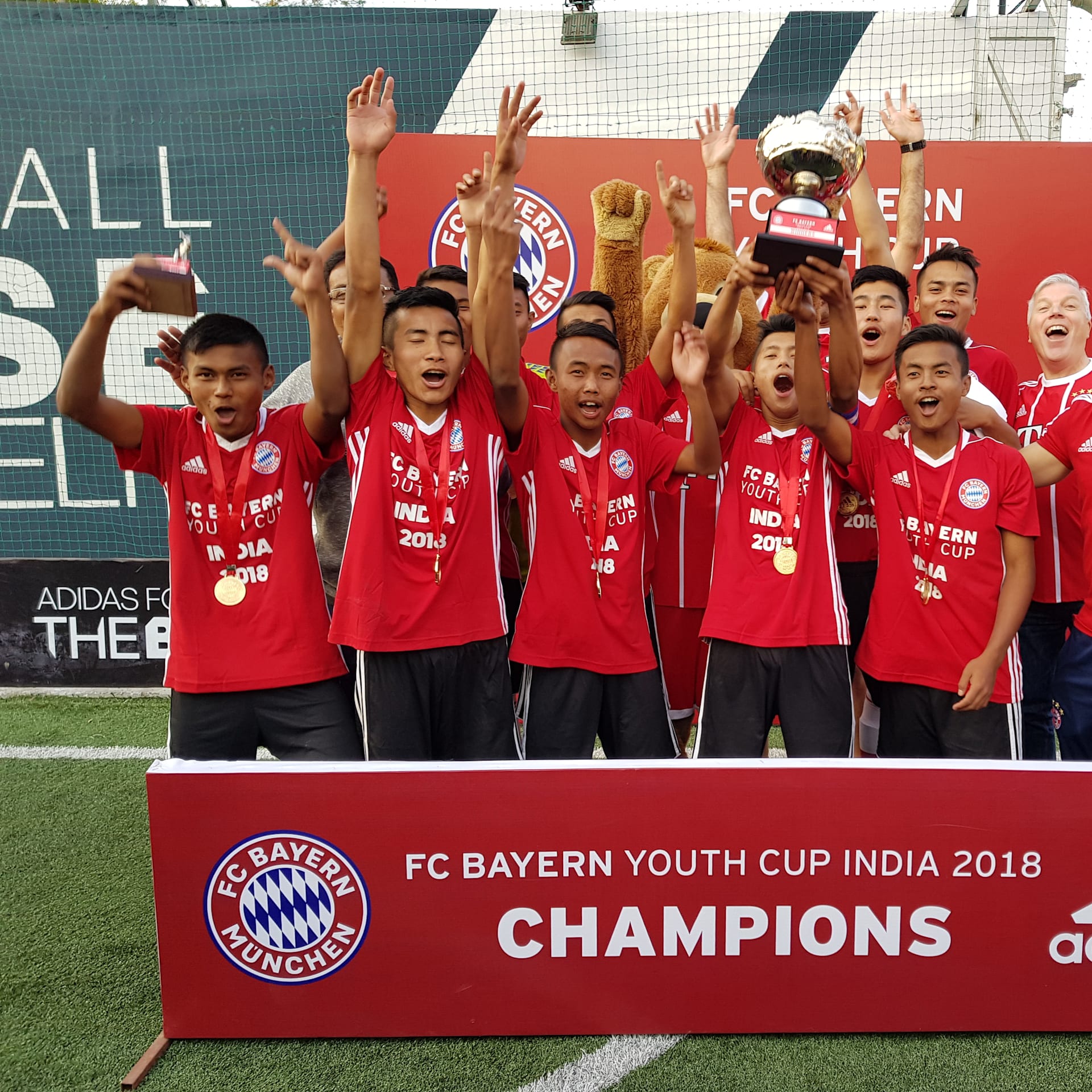 FC Bayern Munich - Official Website