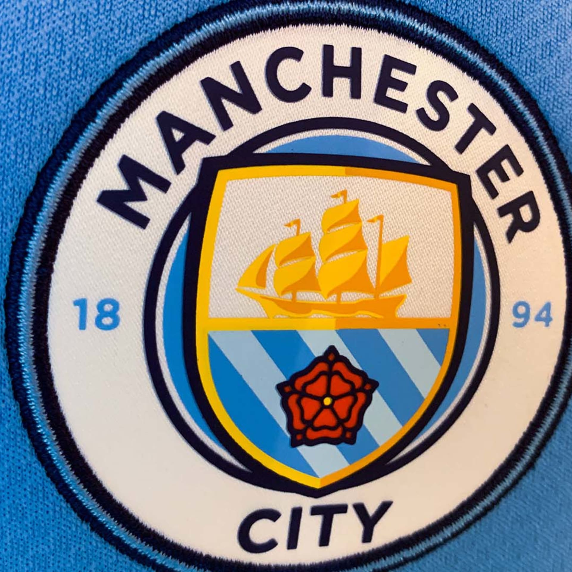 Manchester City - Manchester City updated their cover photo.