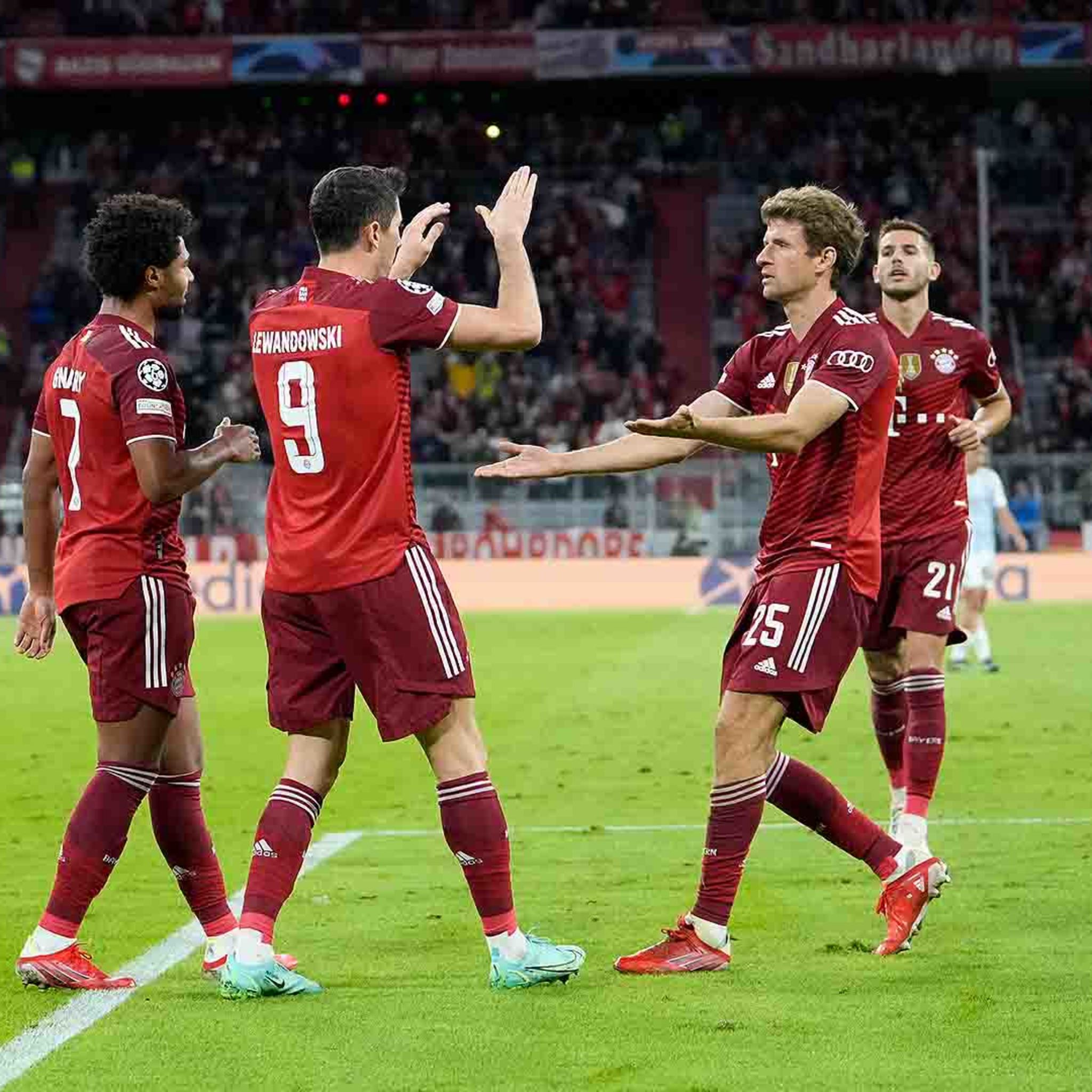 退場者を出しながらも引き分けに Fc Bayern Munich 退場者を出しながらも引き分けに Fc Bayern Munich