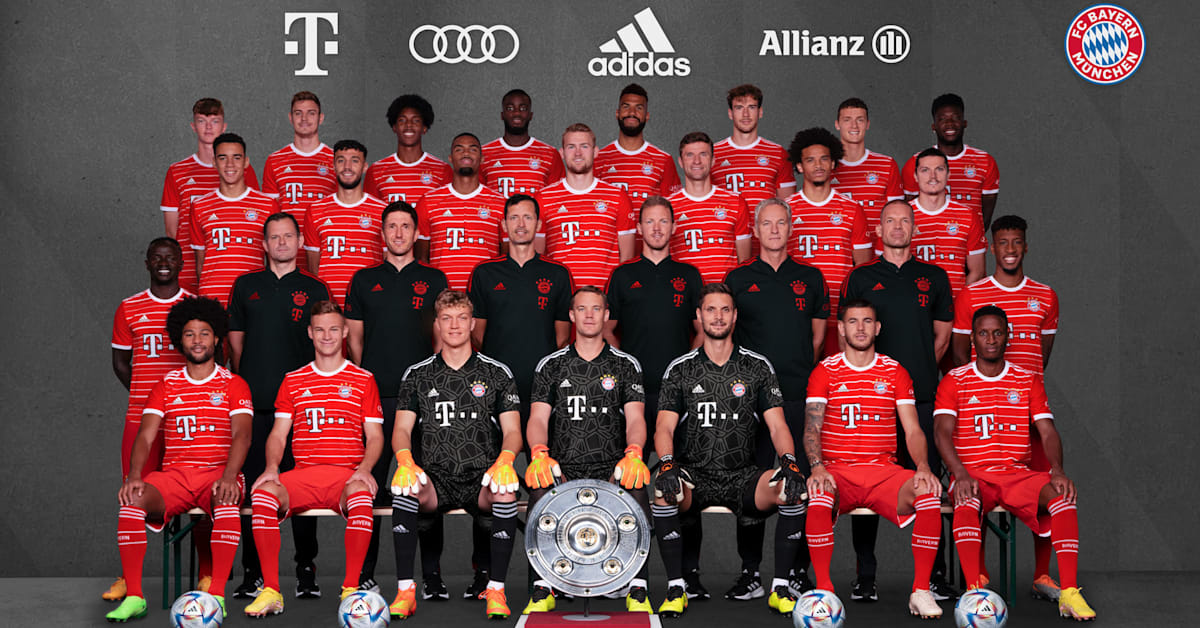 Download now The official FC Bayern team photo