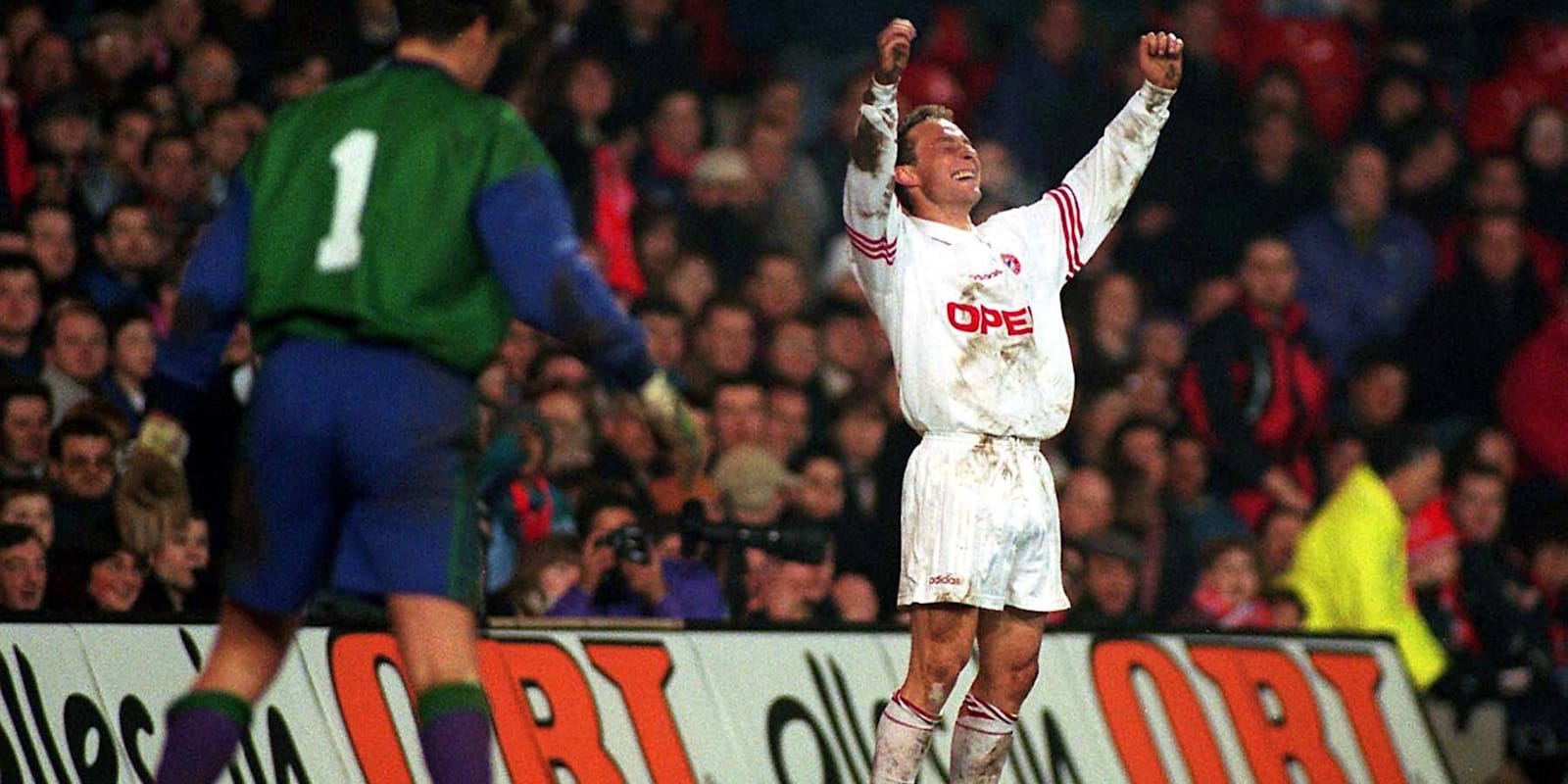 Billet Match UEFA 1995/96 Bayern Munich Vs Nottingham Forest - Bon état
