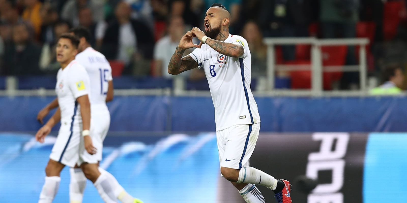 Vidal für Chiles Auftaktsieg