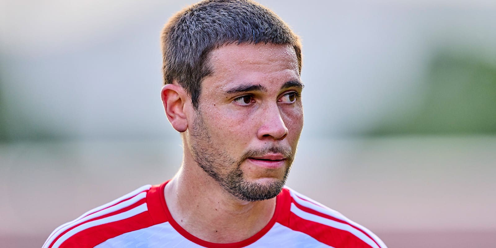 Raphaël Guerreiro fällt vorerst aus I FC Bayern