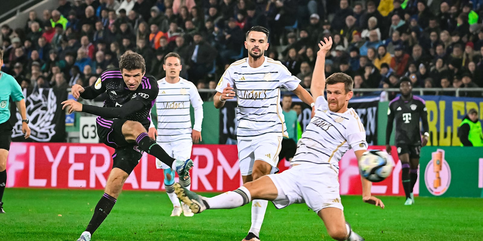 Gallery: Saarbrücken vs. Bayern, DFB Cup second round
