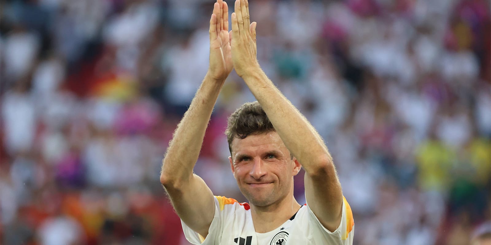 Thomas Müller retires from international football