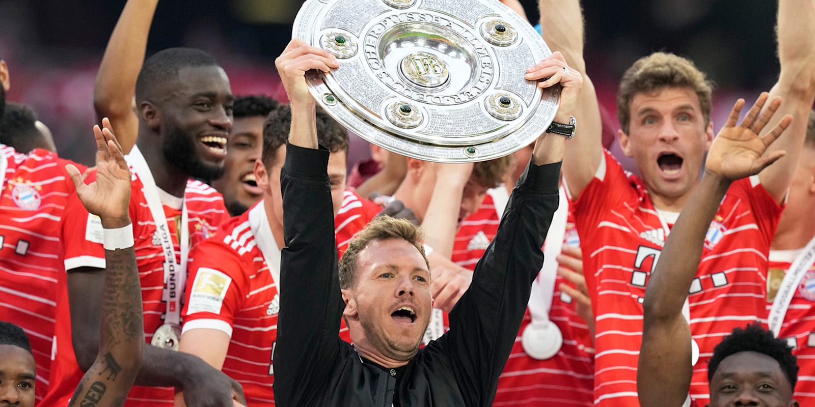 30_FCBVFB_080522_DON