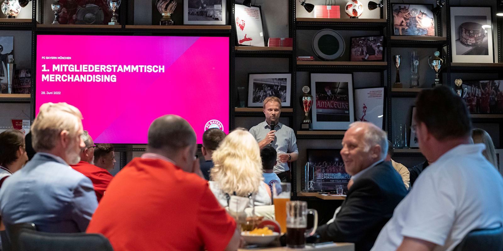 Mitglieder-Stammtisch des FC Bayern