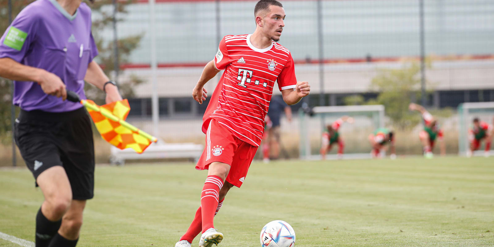 FC Bayern, FC Bayern Campus, Arijon Ibrahimović