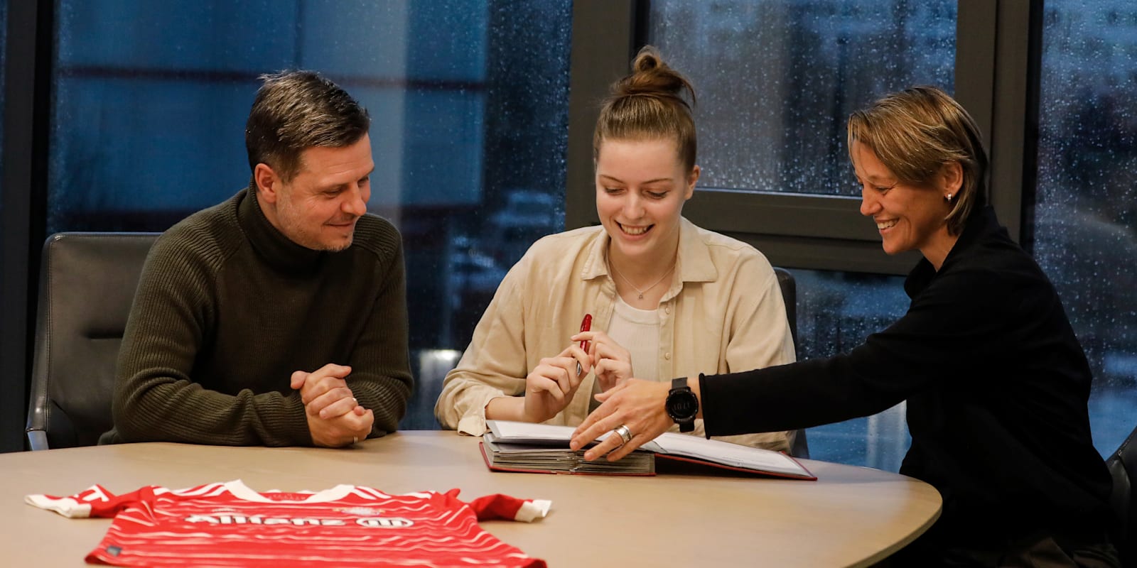 FC Bayern Frauen Alara Şehitler