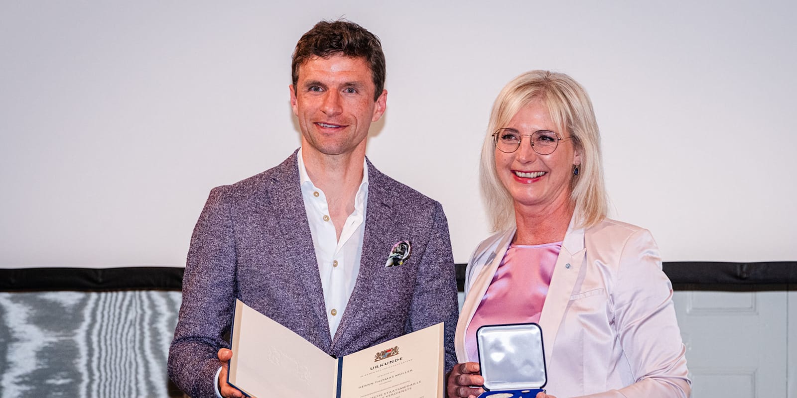 230425-bayerische-staatsmedaille-mueller-mel