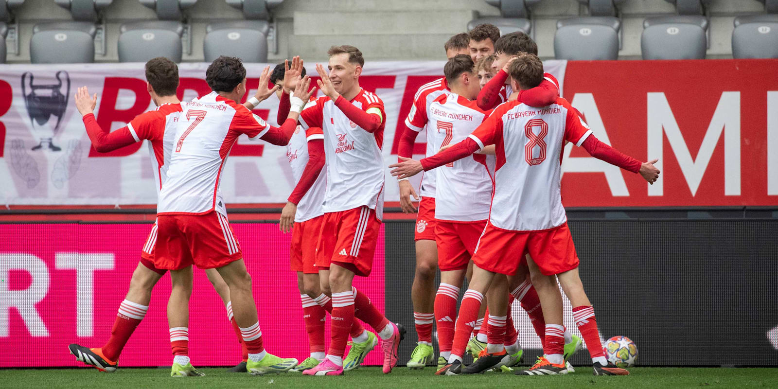 Fc bayern adidas sales campus cup 2019