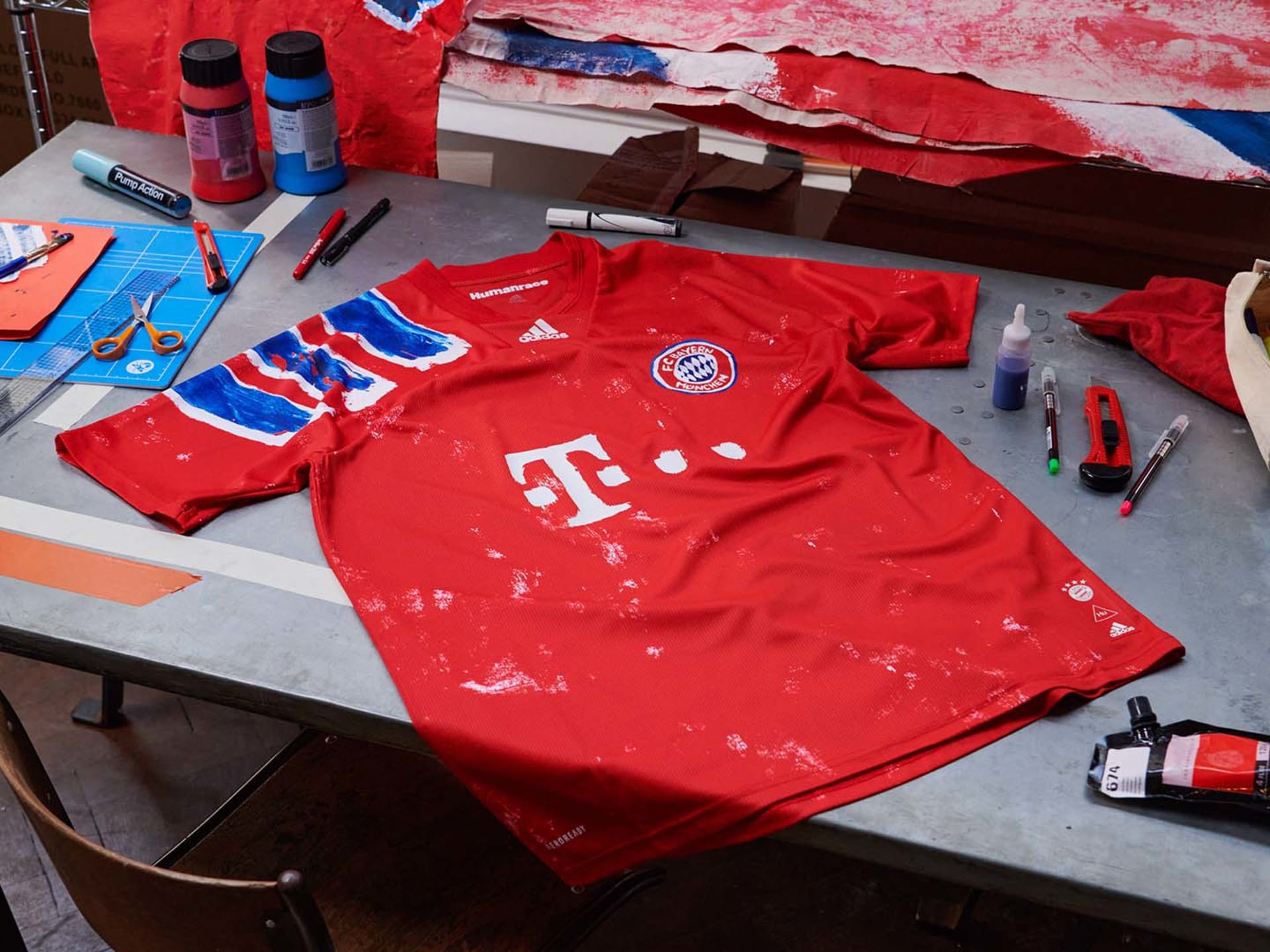 bayern pharrell kit