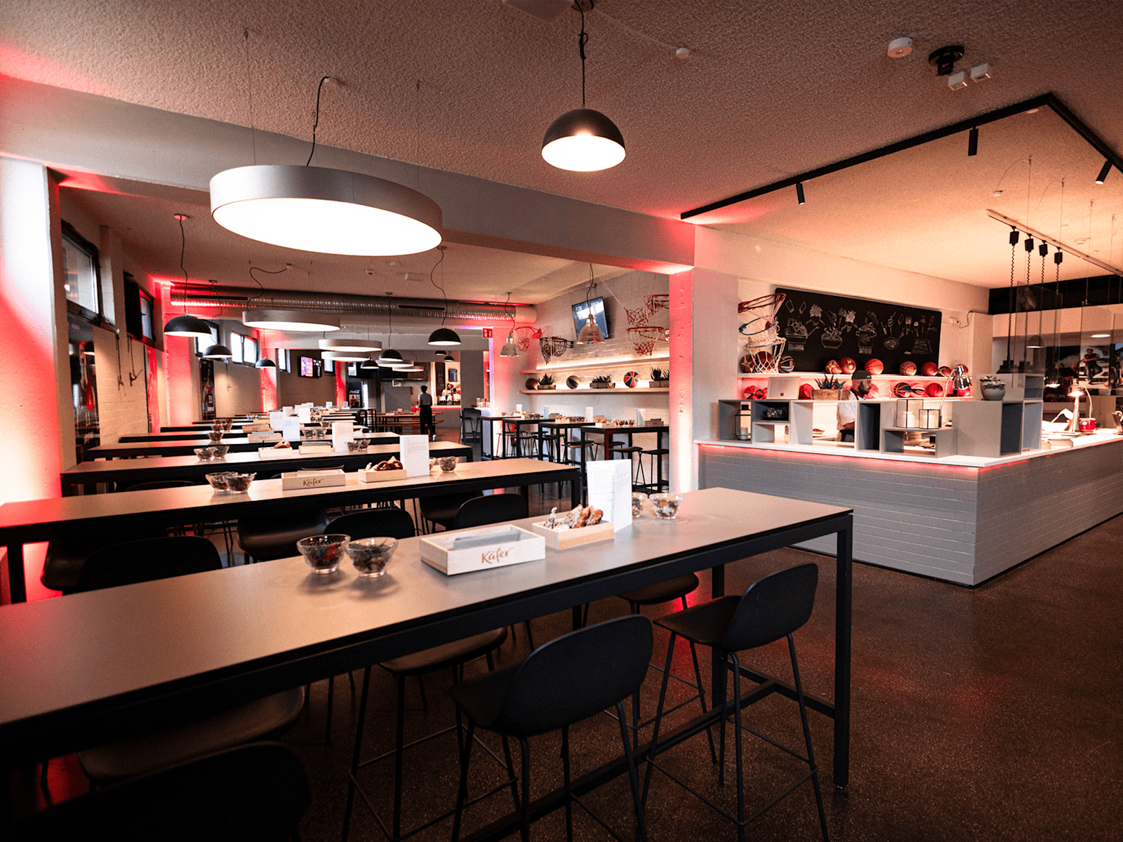 VIP-Lounge_16_9