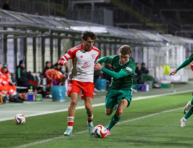 Latest football online boots 219