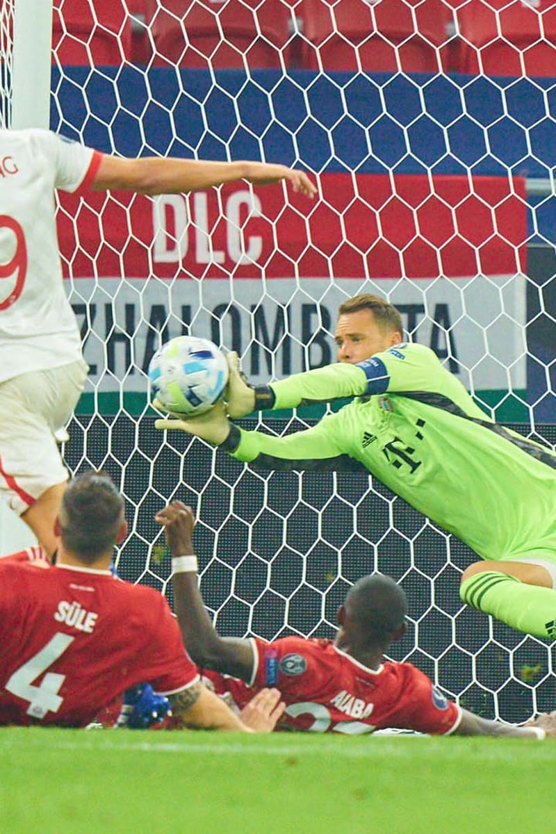 6 Saves That Show Why Manuel Neuer Is The World S Best Goalkeeper