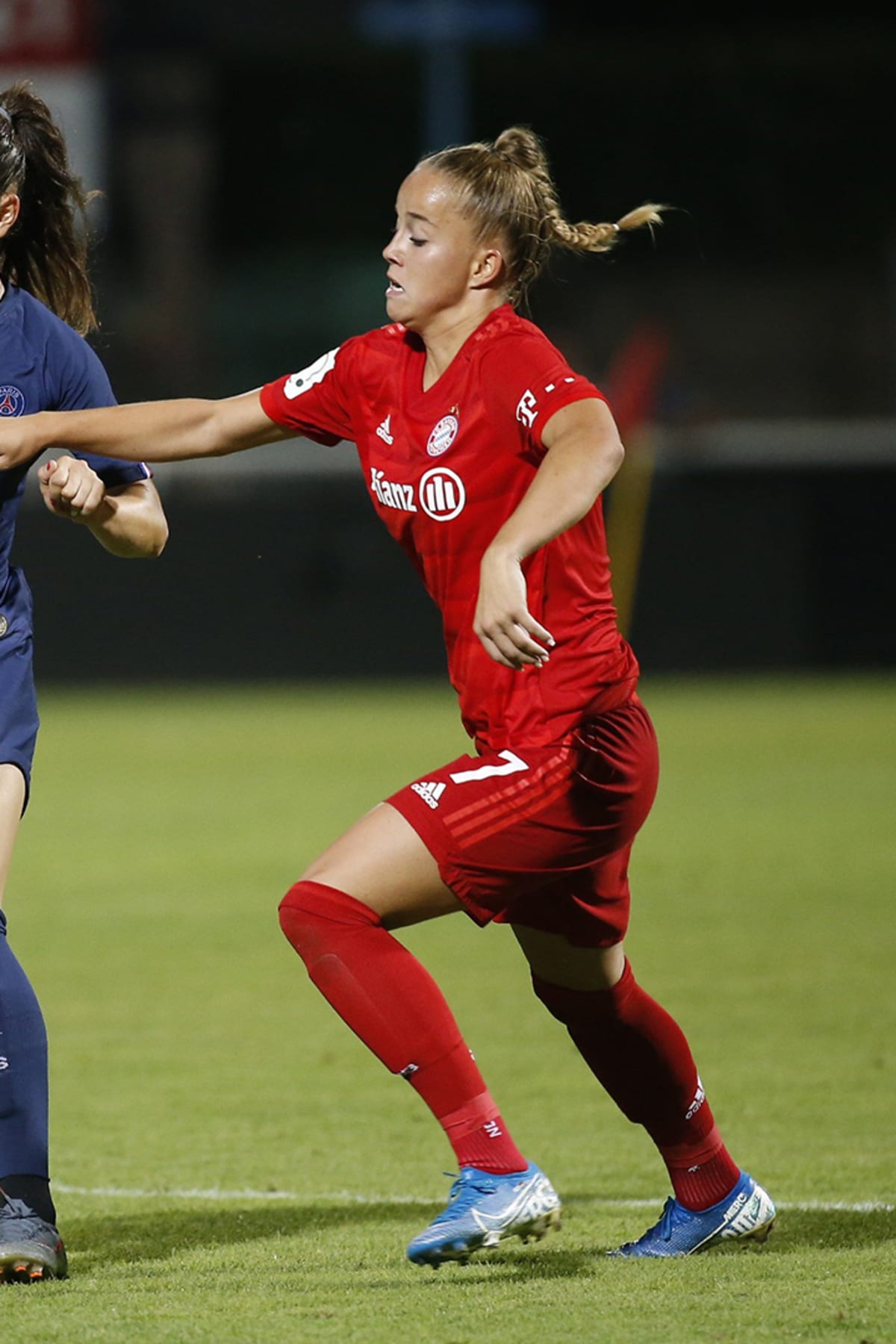 Fcb Frauen Unterliegen Psg Knapp Mit 1 2