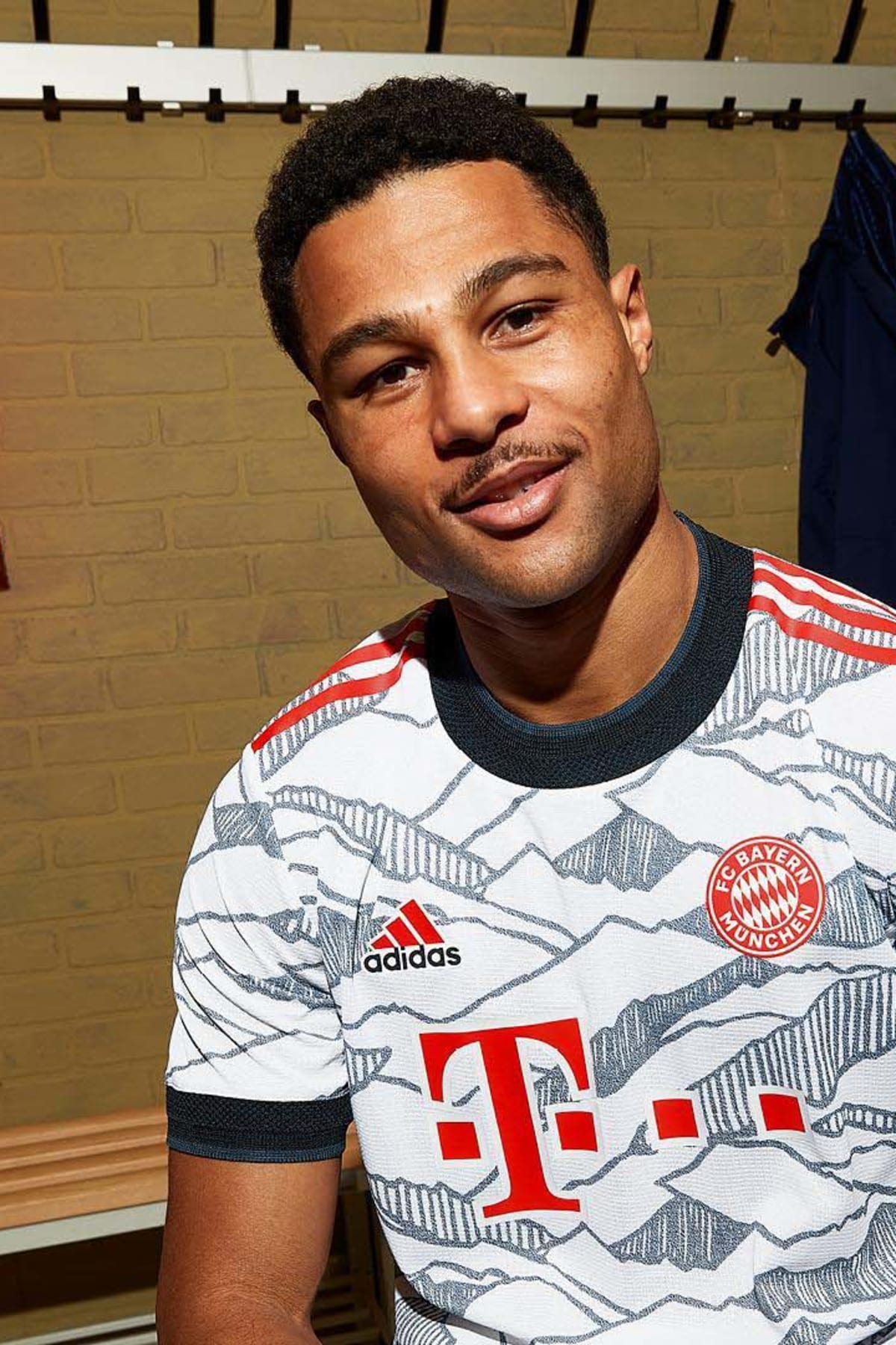Tercera equipacion bayern 2021 on sale