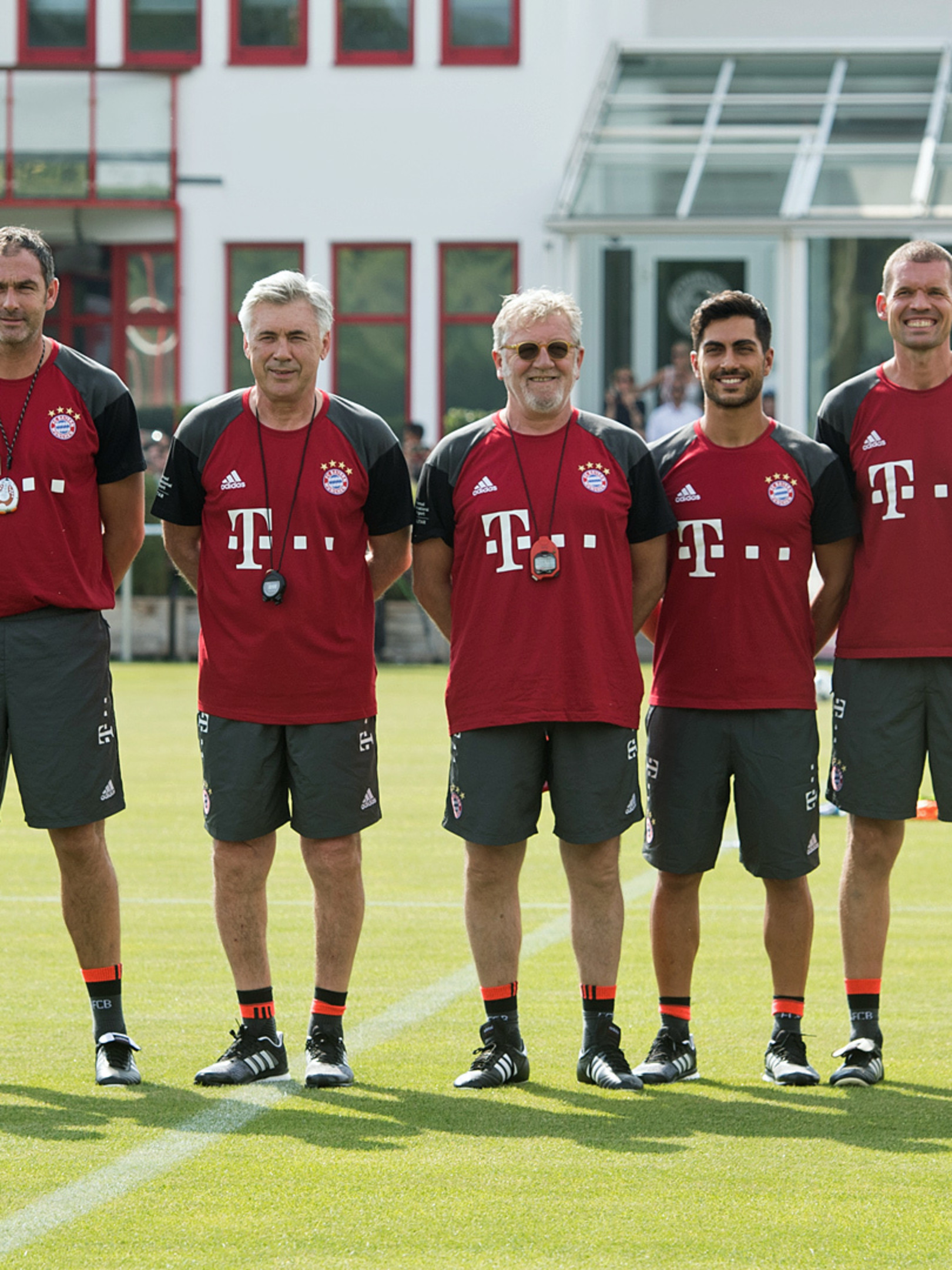 Carlo Ancelotti S Coaching Team Fc Bayern Munich