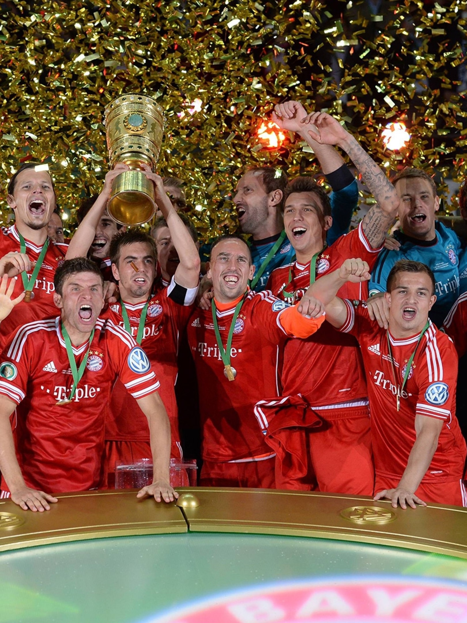 ２０１３年ｄｆｂポカール優勝 Fc Bayern Munich