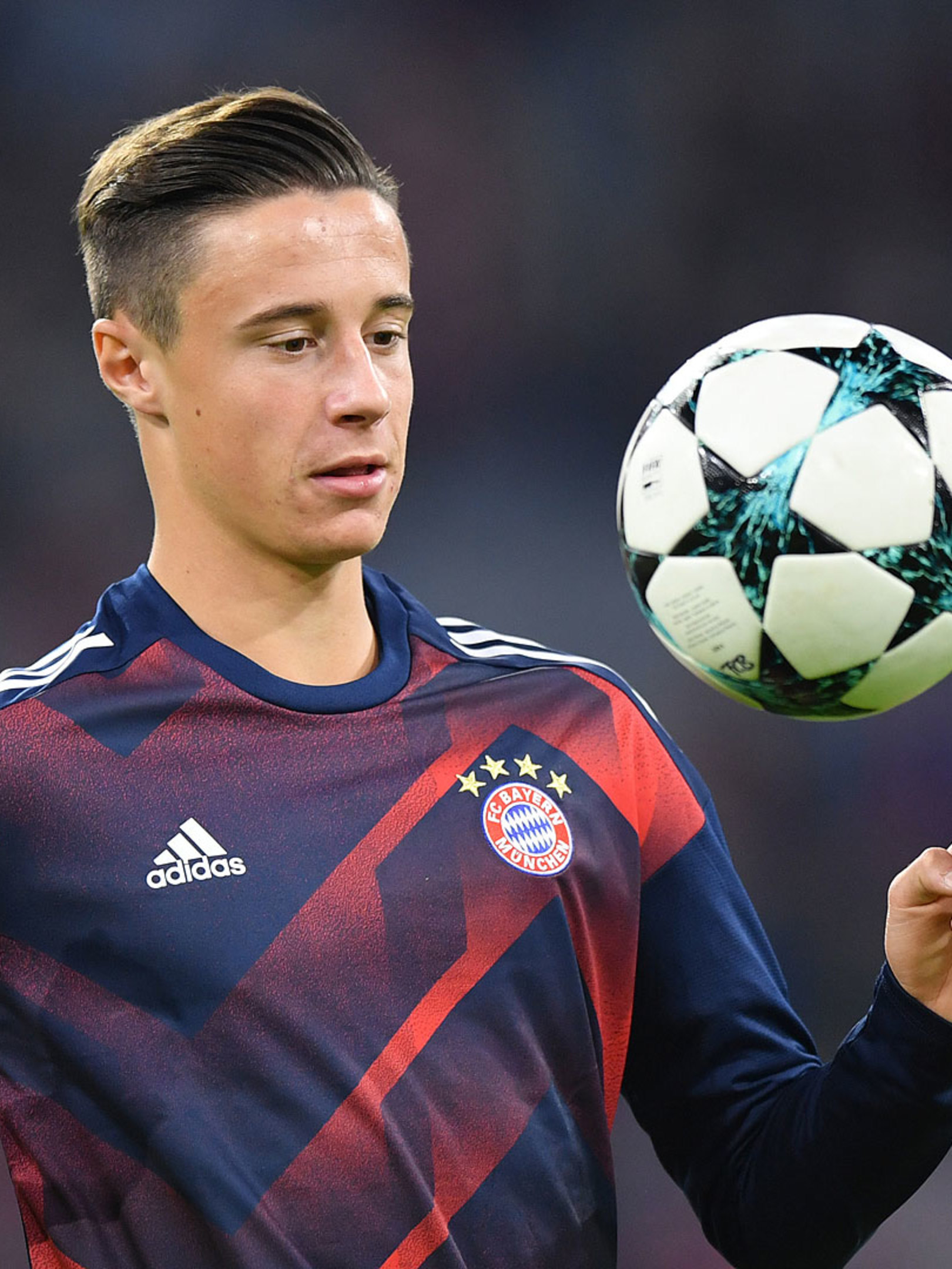 フリードルがブレーメンへ期限付き移籍 Fc Bayern Munich フリードルがブレーメンへ期限付き移籍 Fc Bayern Munich