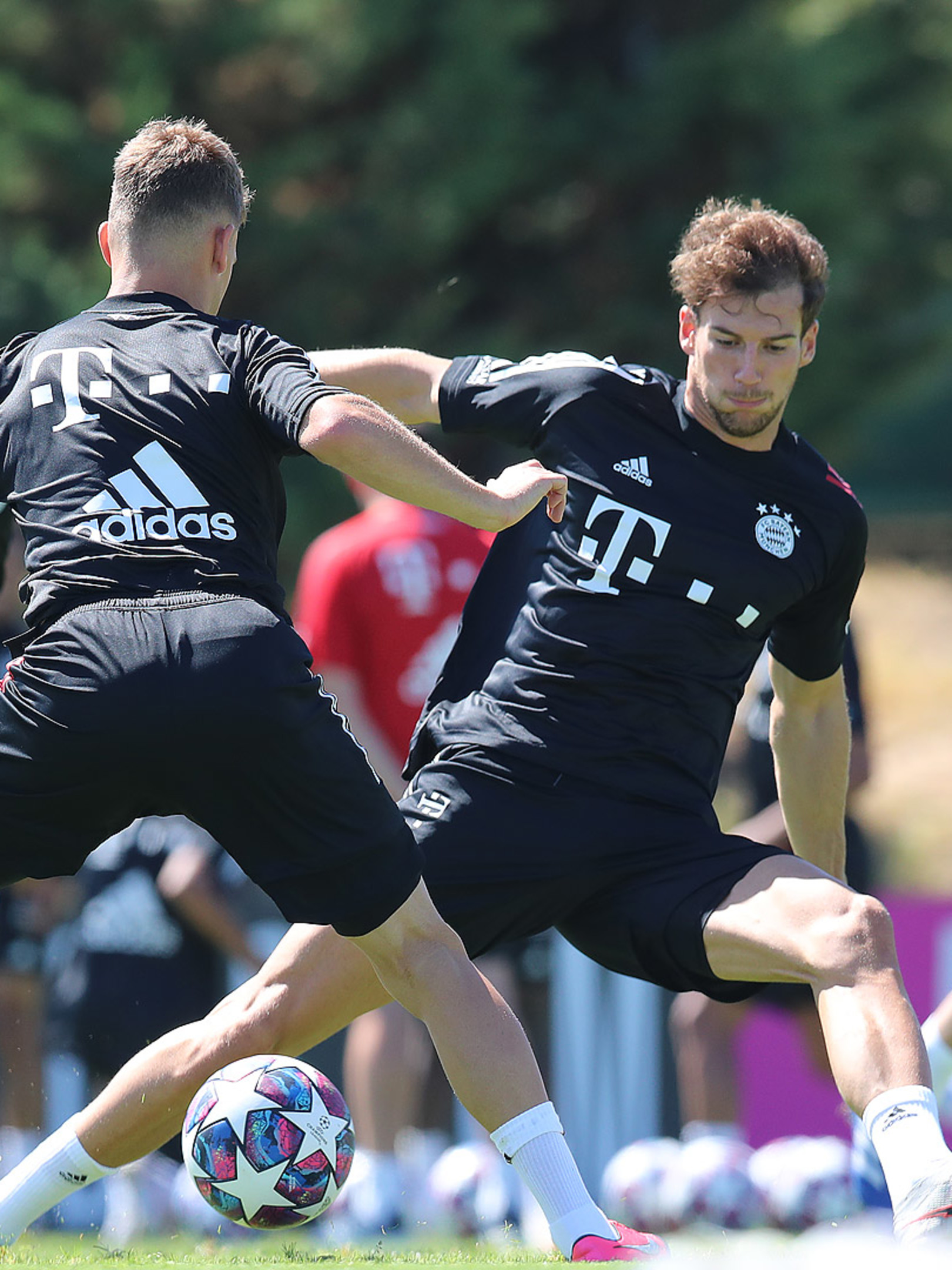 First Training Session In Portugal Fc Bayern Start Preparations For Barca Clash