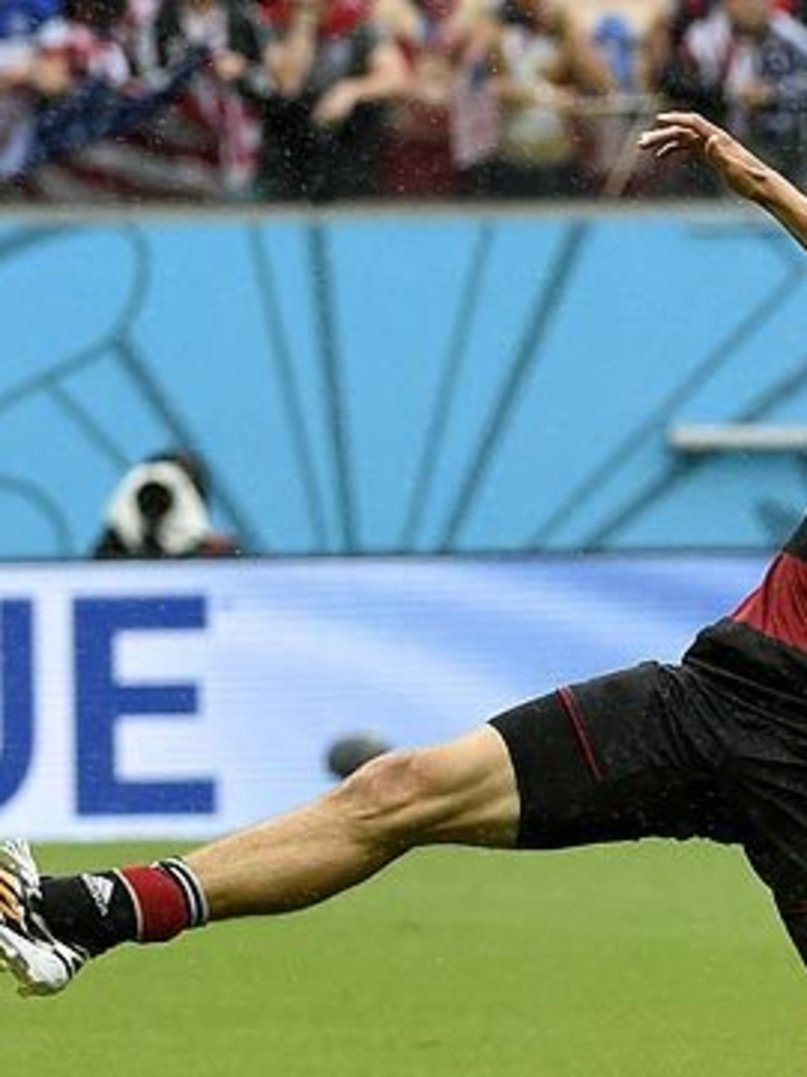 ミュラー 嗅覚を活かしてゴール連発 Fc Bayern Munich ミュラー 嗅覚を活かしてゴール連発 Fc Bayern Munich