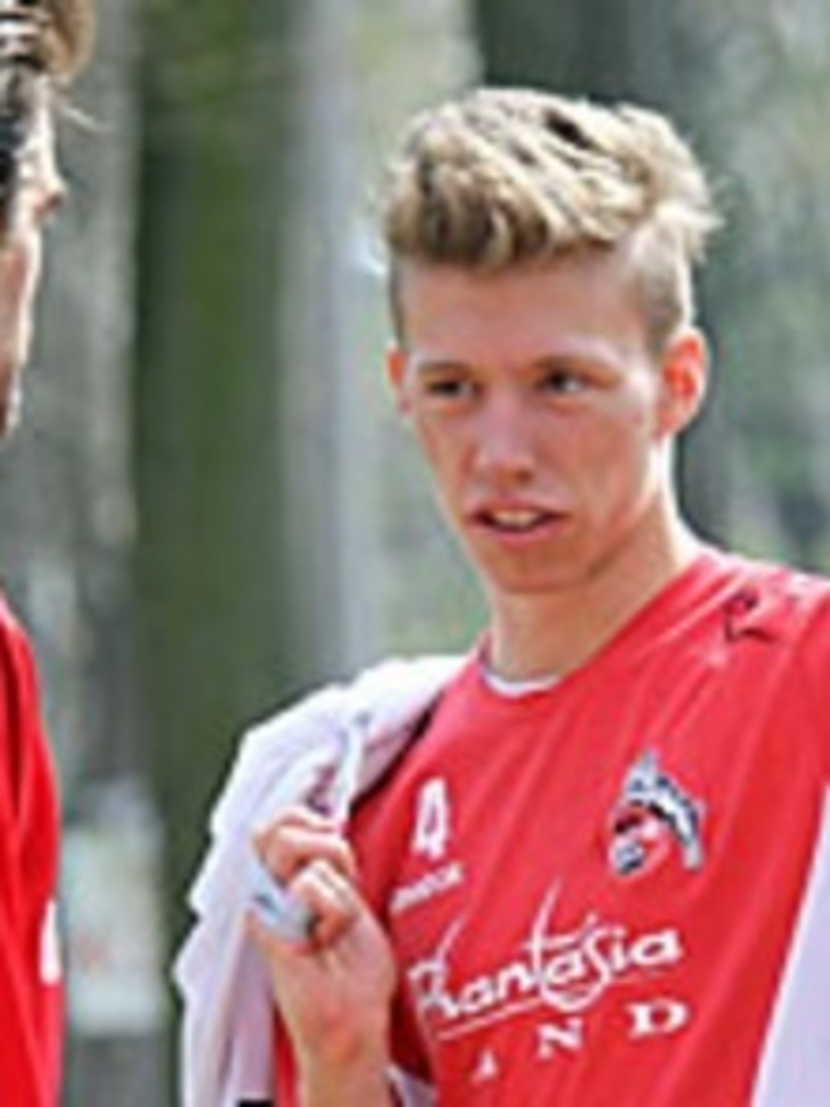 Fcバイエルン ミッチェル ヴァイザーと契約 Fc Bayern Munich