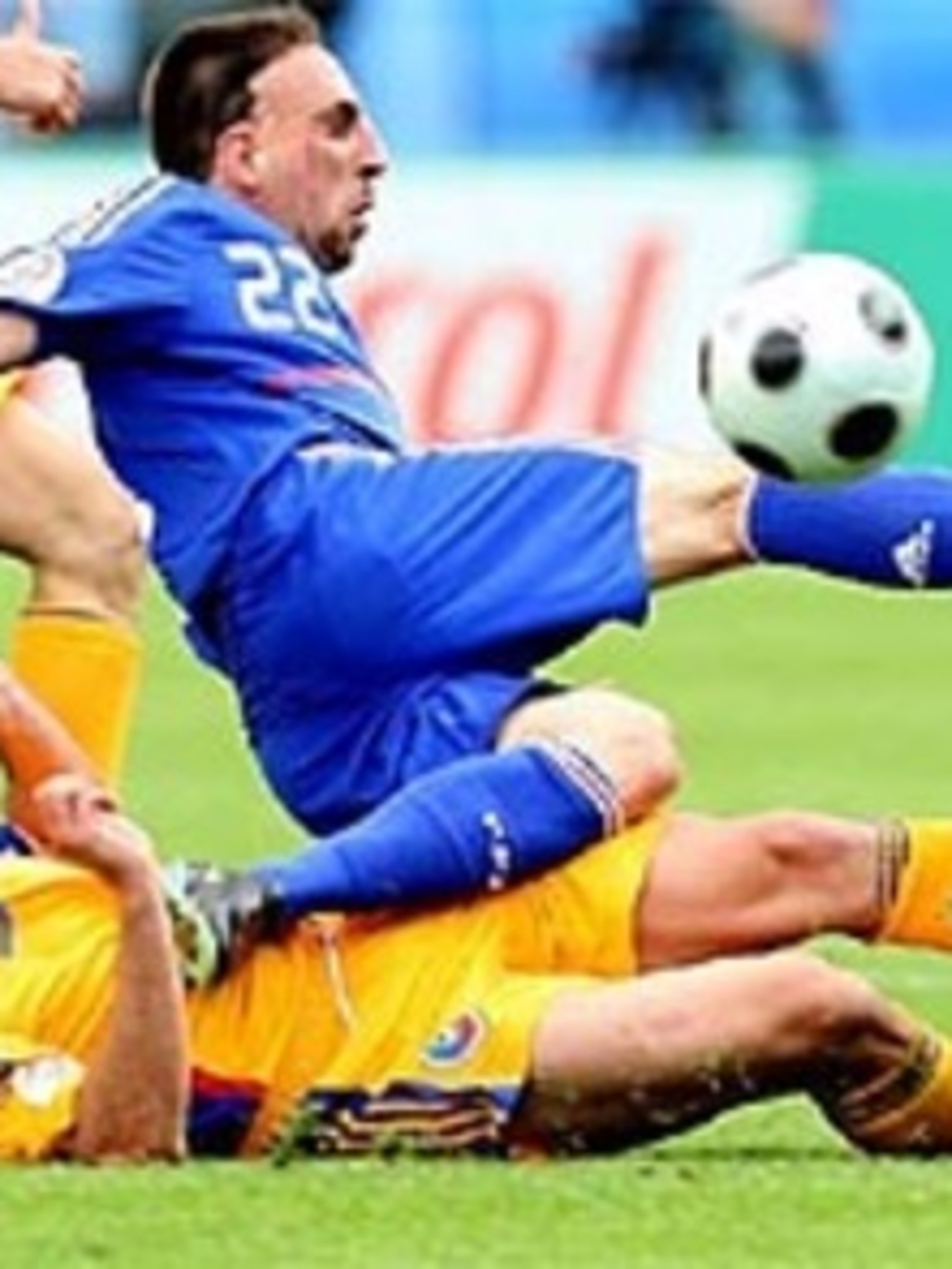 B トーニとリベリー ユーロ初戦を飾れず B Fc Bayern Munich B トーニとリベリー ユーロ初戦を飾れず B Fc Bayern Munich