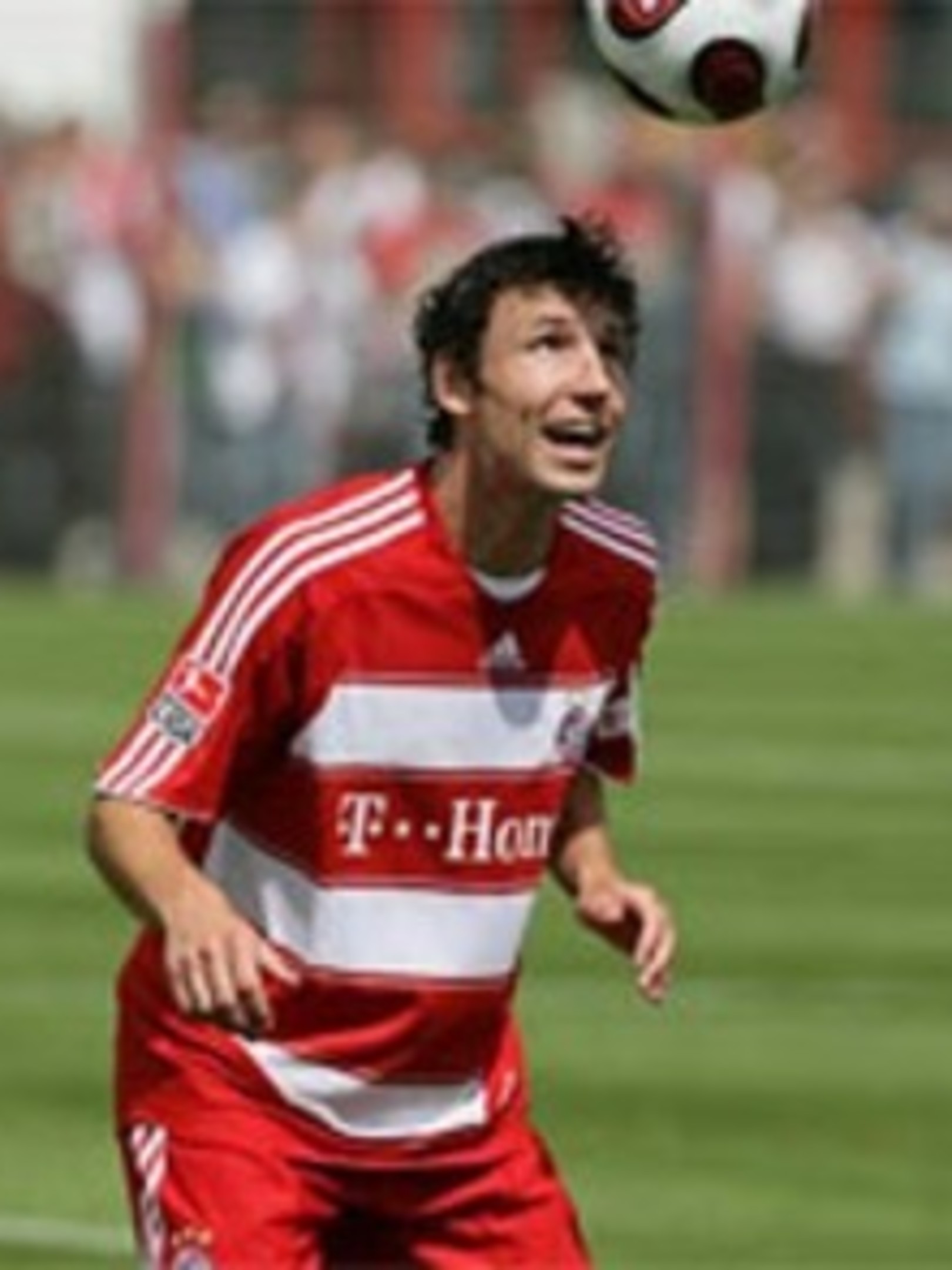 B Fcbには誰もが特別な何かを期待している B Fc Bayern Munich B Fcbには誰もが特別な何かを期待している B Fc Bayern Munich