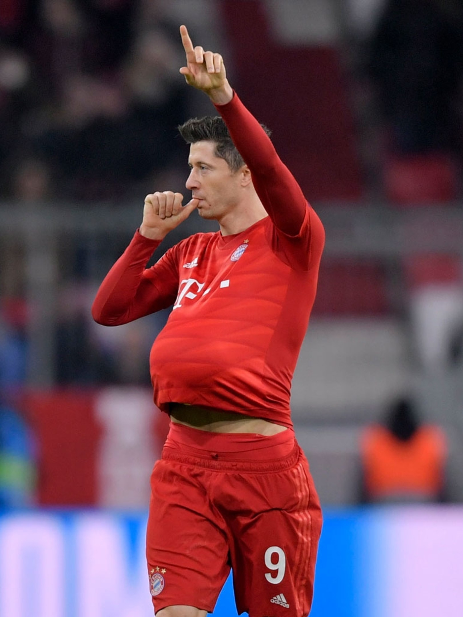 Lewandowski Scores And Announces New Arrival Fc Bayern Munich