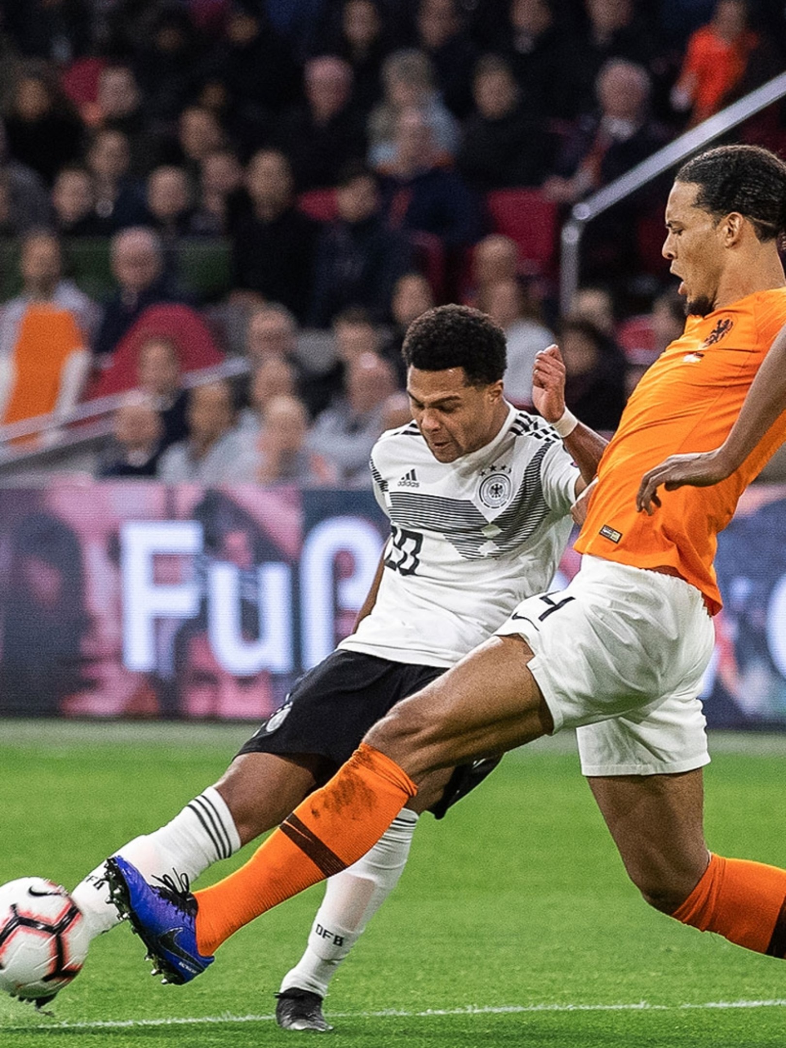 Gnabry And Lewandowski Score As Germany And Poland Win Fc Bayern Munich