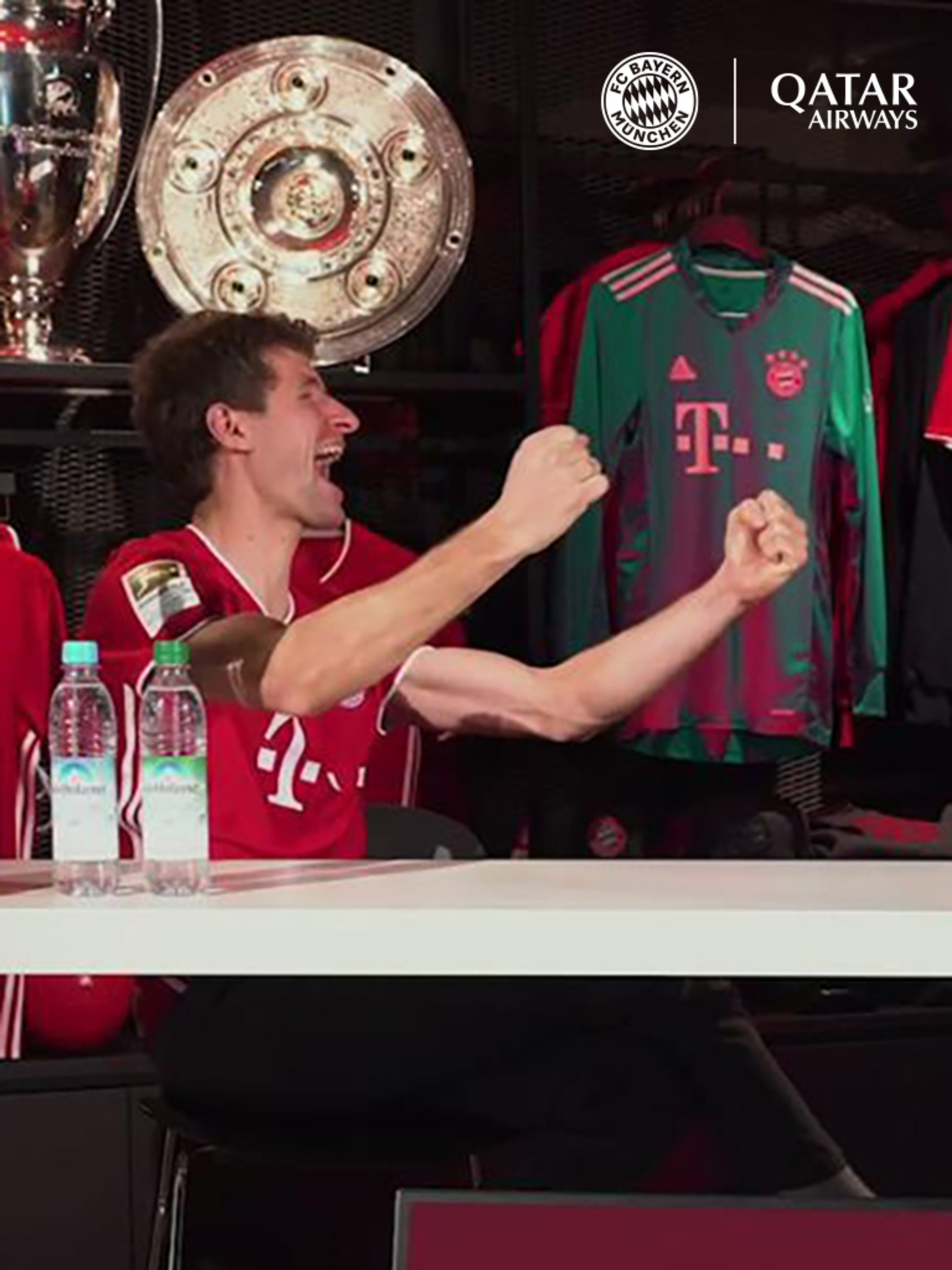 Thomas Muller And Alphonso Davies In The Fc Bayern Fifa Club World Cup Quiz