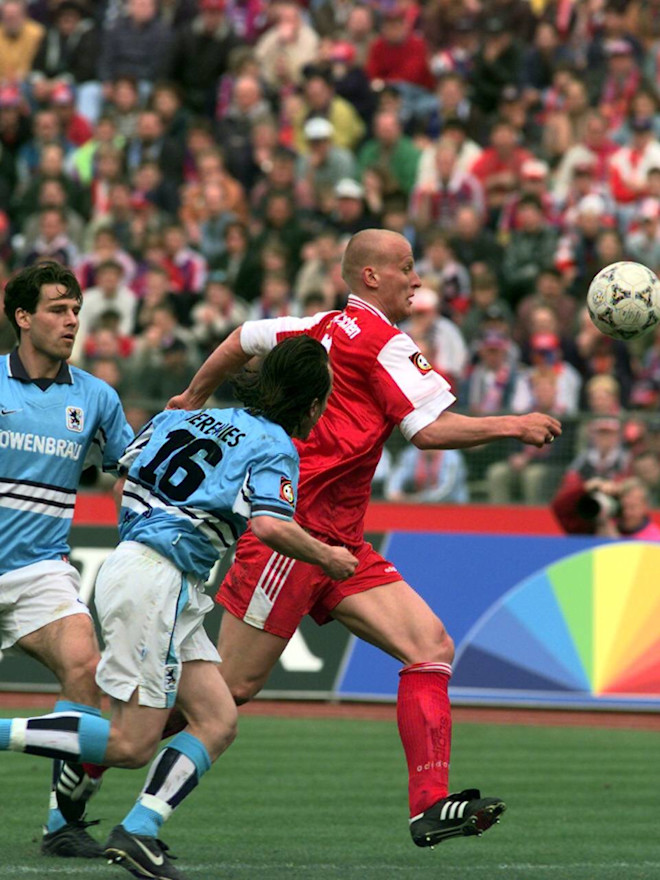 Der Ball Klau Des Carsten Jancker Der Ball Klau Des Carsten Jancker