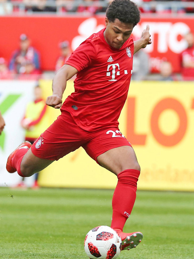 カイザースラウテルンでのチャリティーマッチは1ー1 Fc Bayern Munich カイザースラウテルンでのチャリティーマッチは1ー1 Fc Bayern Munich
