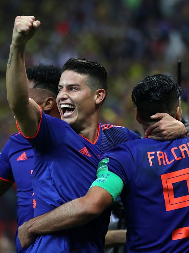 James Shines Lewandowski Frustrated Fc Bayern Munich