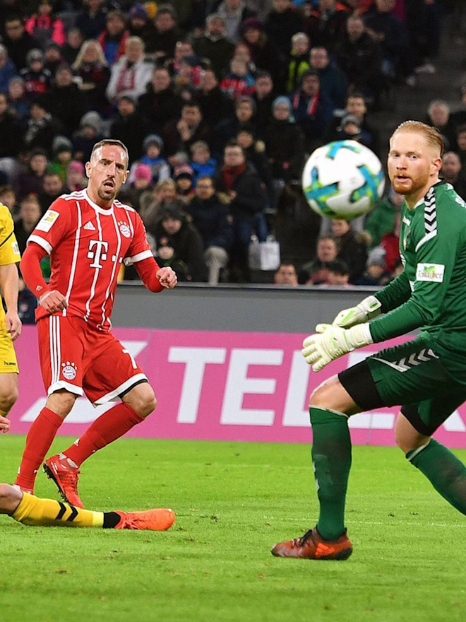 5 3で勝利 リベリーがハットトリック Fc Bayern Munich 5 3で勝利 リベリーがハットトリック Fc Bayern Munich