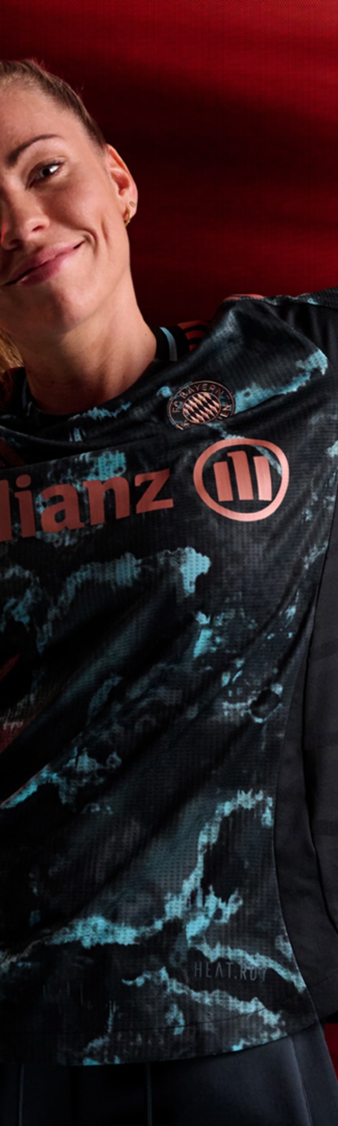  Das Auswärts-Trikot des FC Bayern für die Saison 2024/25 