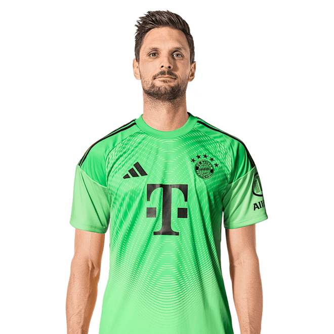 Sven Ulreich is a goalkeeper at FC Bayern.