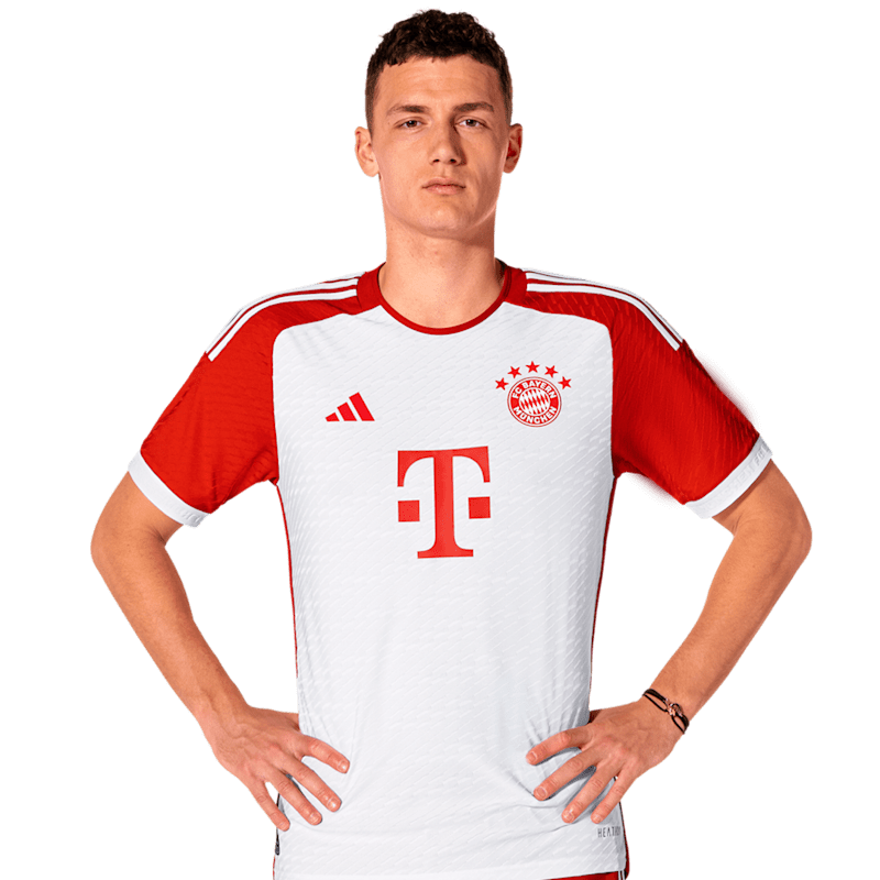 Benjamin Pavard is a defender at FC Bayern.