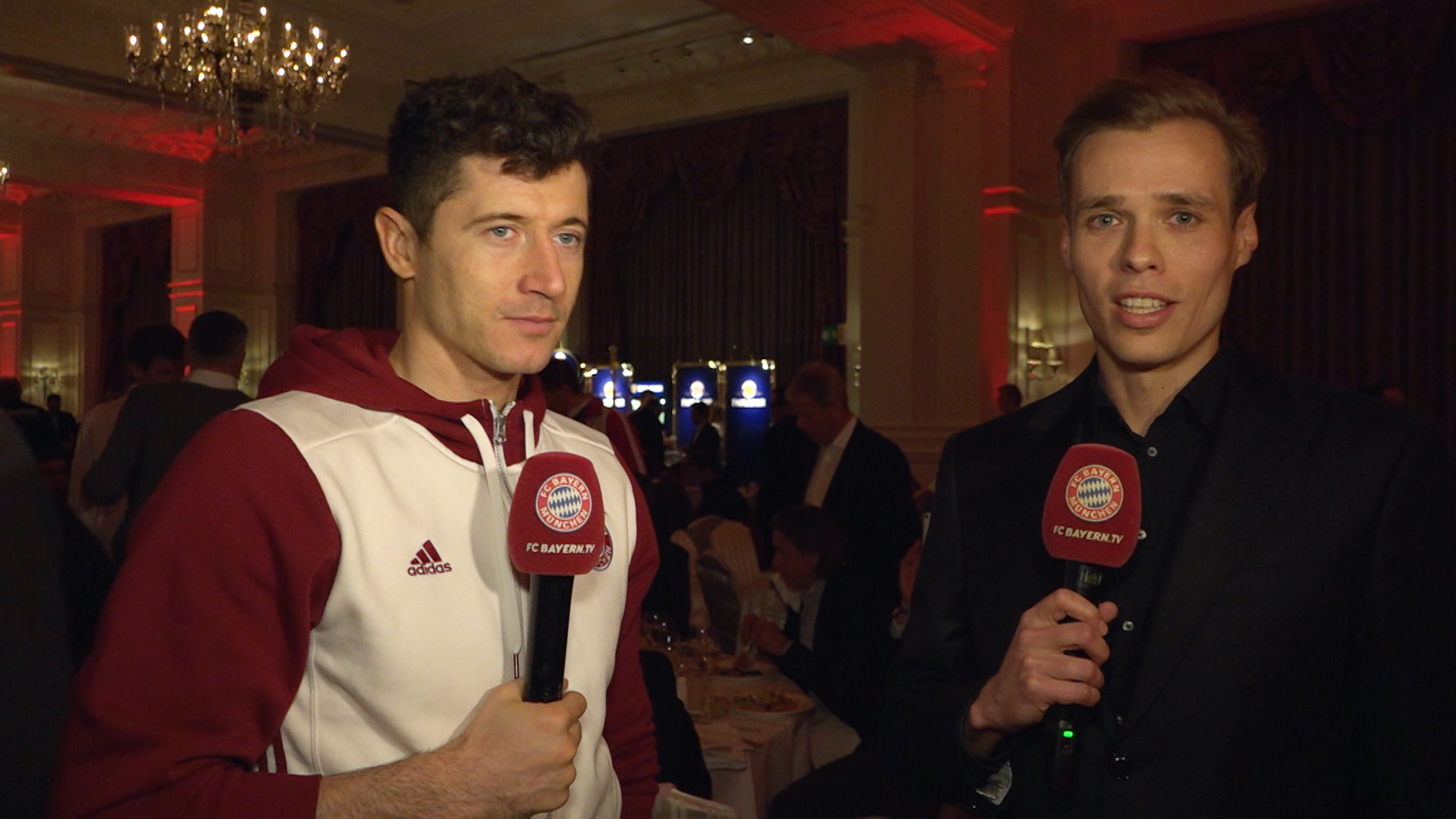 Robert Lewandowski im Interview - FC BAYERN.TV